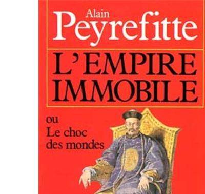 Couverture du livre L'empire immobile de Alain Peyrefitte